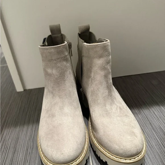 Sonoma Goods for Life Wedge Gore ankle boots - Picture 2 of 2